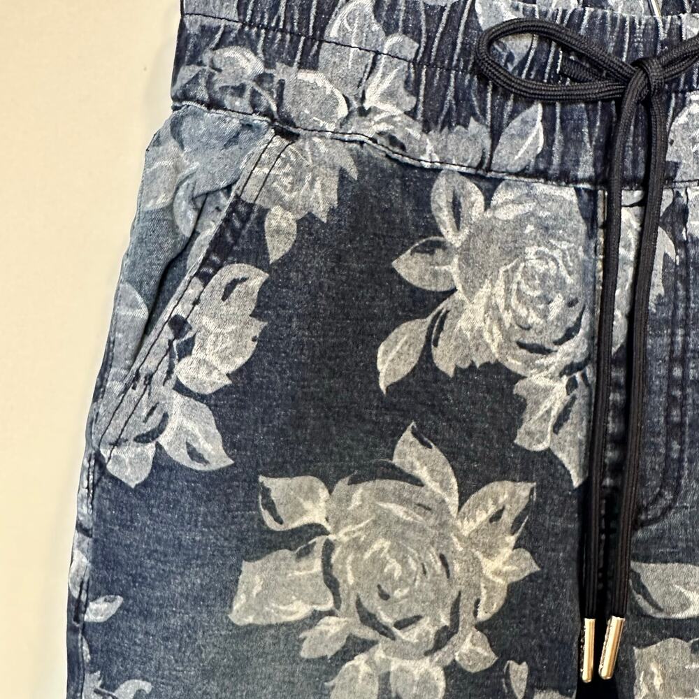 NWT Juicy Couture Laguna Floral Jogger Jeans – Size 25 – Pull-On‎ Style - Picture 5 of 15